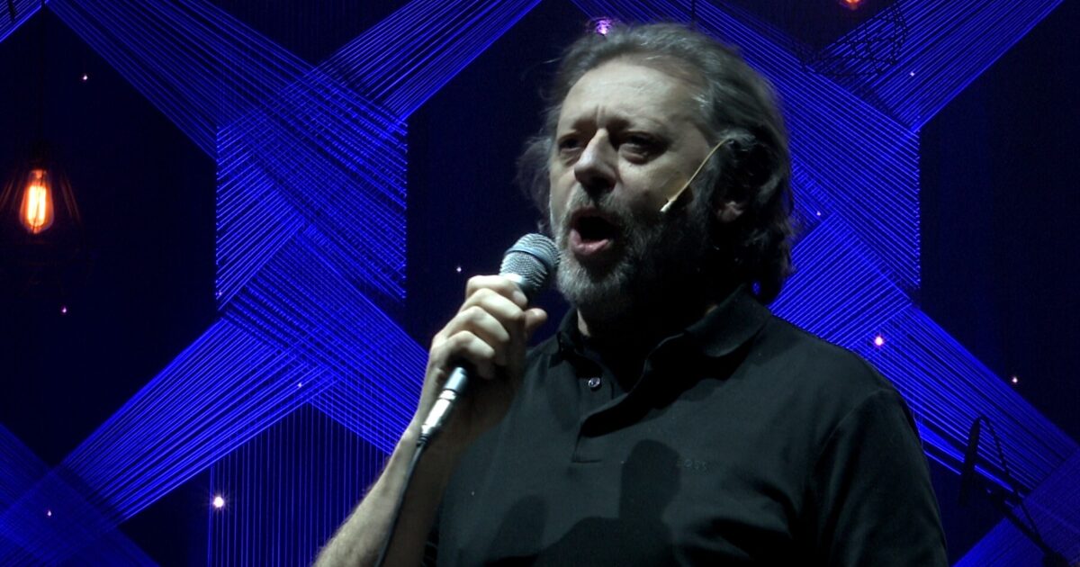 Hans Peter Janssens brengt musicalklassiekers in Marke | Focus en WTV