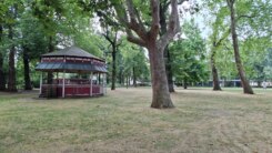 Politie voert extra controles uit na 2 vechtpartijen in Gemeentepark in Zwevegem