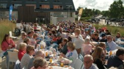 Recordpoging langste ontbijttafel Nieuwpoort