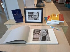 Menen opent rouwregister na overlijden Jozef Deleu (89)