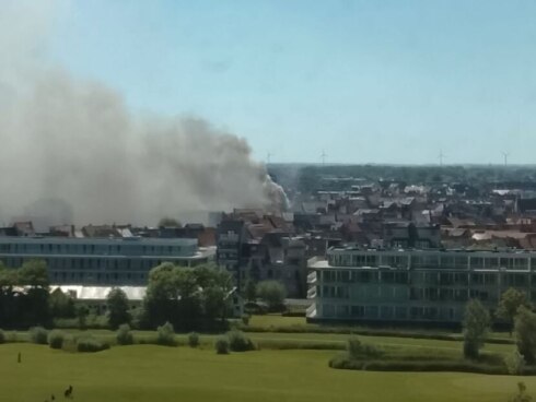 Woningbrand langs Honoré Borgerstraat in Oostende: "Niemand zwaargewond, wel bewoner naar ziekenhuis"