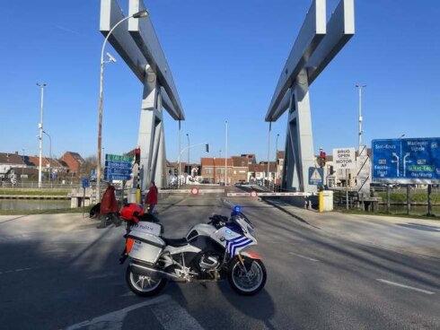 Kruispoort brug politie