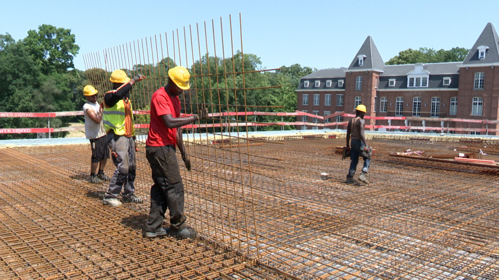 501 BB RECHTS hittebouw