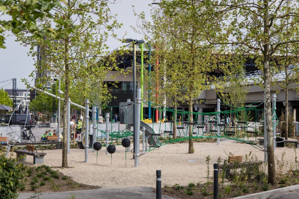 Vergroenen Stationsplein Roeselare