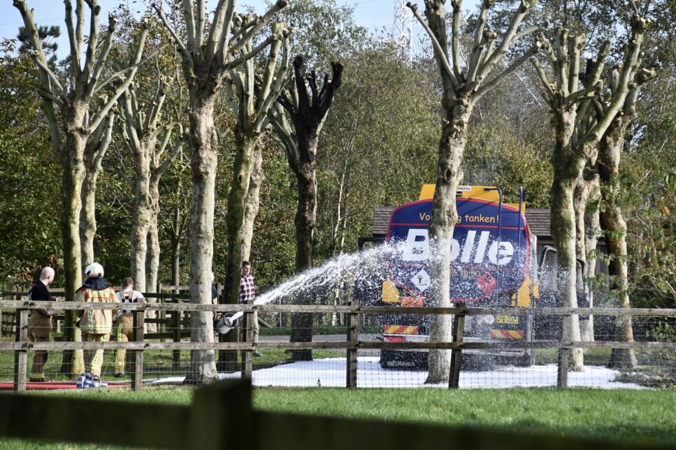 Tankwagen met 7.000 liter benzine vliegt in brand in Pittem