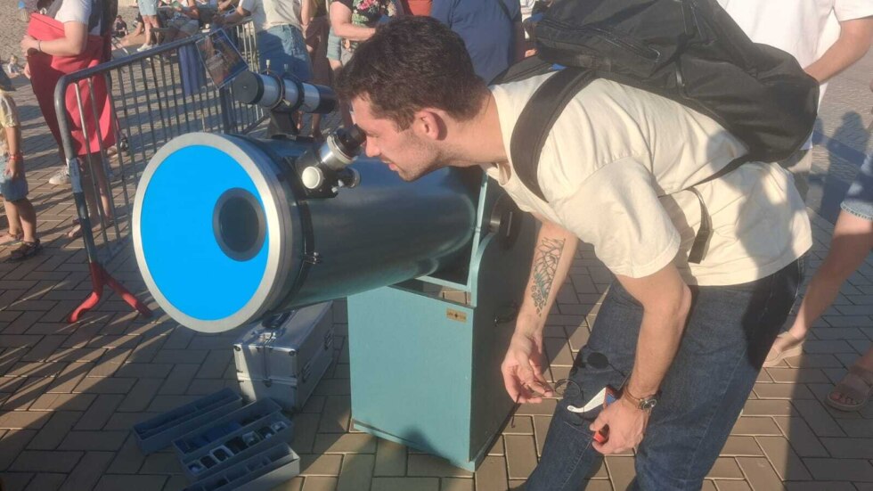 Eclips 8
