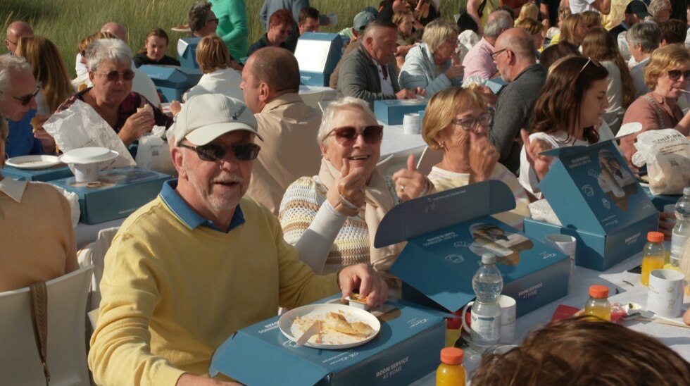Poging langste ontbijttafel