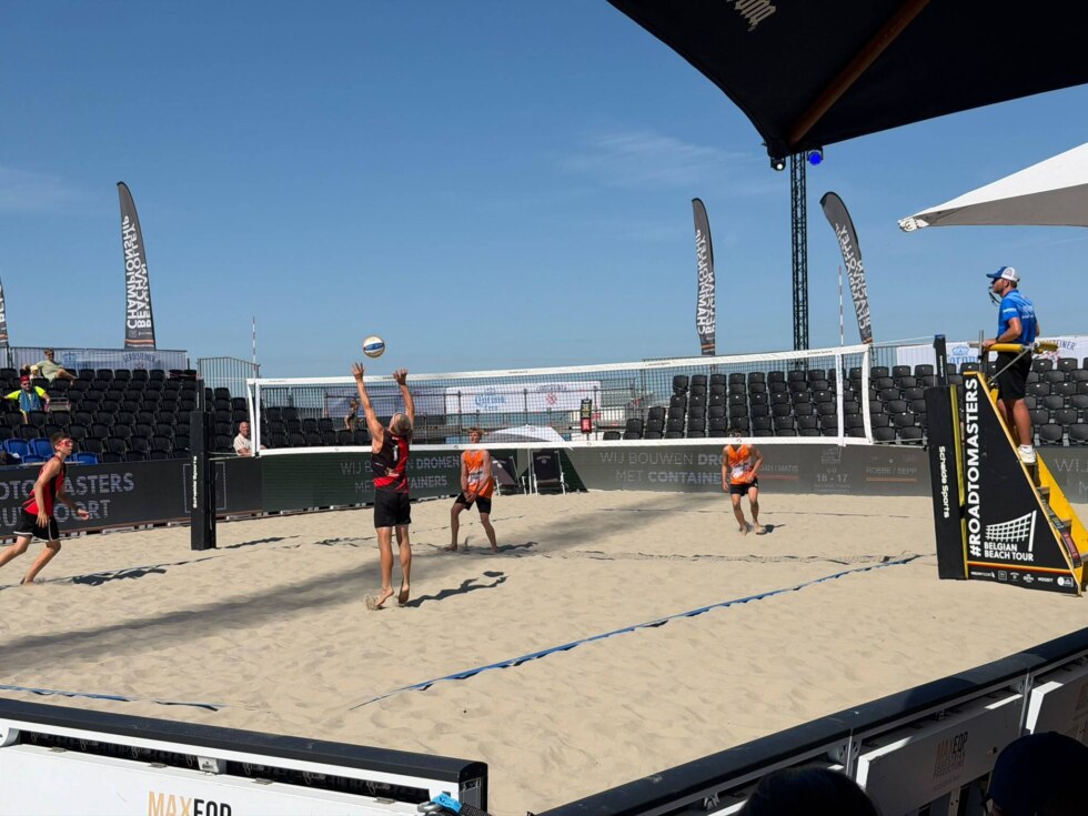 Beachvolleybal zit in de lift bij de jeugd tijdens tiendaags BK in Nieuwpoort