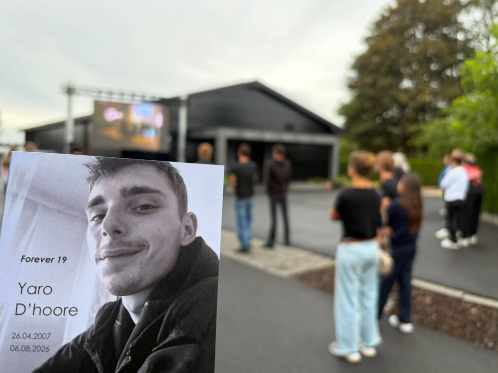 Meer dan 300 aanwezigen op begrafenis van Yaro (19) in Oudenburg
