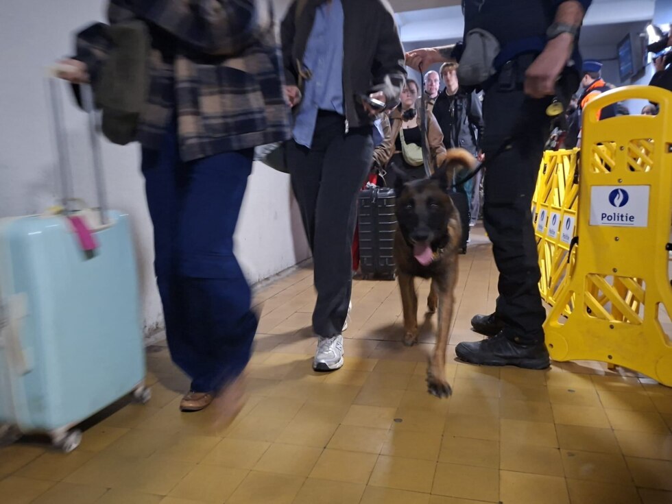 Politie actie station kortrijk 2 jpg