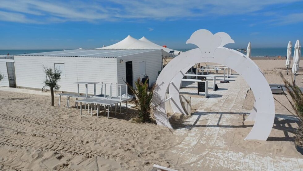 Strandbar1 0