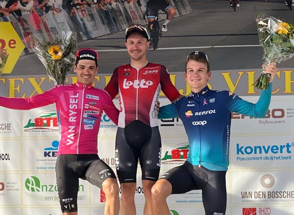 Textielprijs podium FB