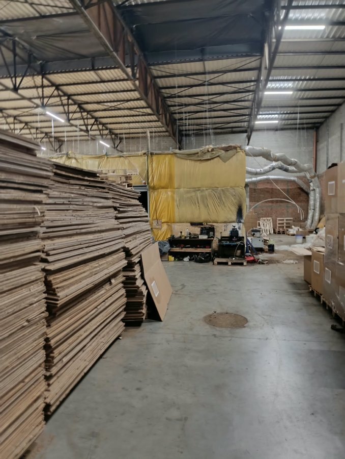 Illegale sigarettenfabriek 7
