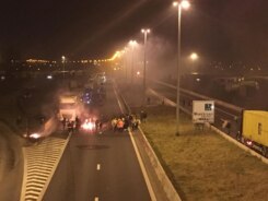 2019-02-21 00:00:00 - Actievoerders blokkeren grensovergang Rekkem