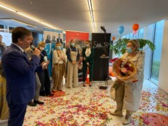 2021-11-19 00:00:00 - Conny Vandendriessche krijgt ‘Durver en Doener’-trofee