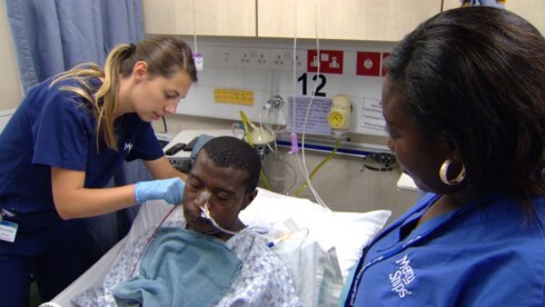 2017-12-01 00:00:00 - Getuigenissen vanop de Africa Mercy