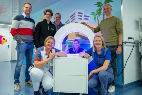 2023-06-14 00:00:00 - Kinderen kunnen wennen aan scanner dankzij nagemaakt mini-exemplaar