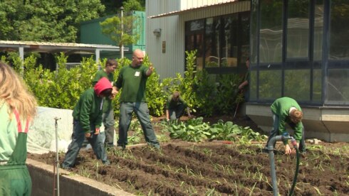 2018-05-15 00:00:00 - Leerkrachten betogen tegen langer werken voor minder