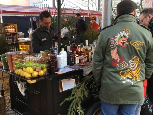 2017-12-16 00:00:00 - Wie vindt de Verborgen Kerstmarkt in Kortrijk?