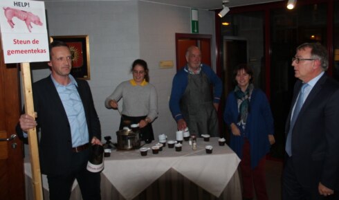 2018-11-13 00:00:00 - Oppositie houdt soepbedeling in Zonnebeke