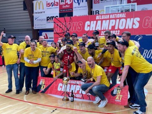 2022-05-28 00:00:00 - BC Oostende pakt 11e Belgische titel op rij