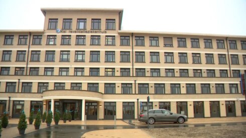 2018-11-07 00:00:00 - Vernieuwde Elisabeth Instituut ingehuldigd