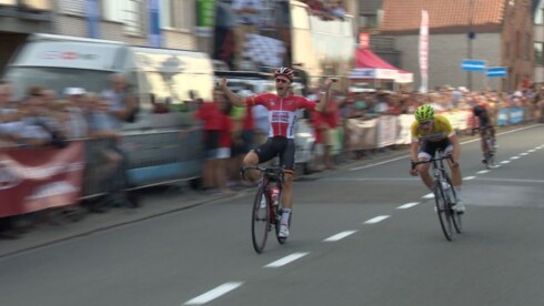 2016-09-01 00:00:00 - Kevin Deltombe wint memorial Danny Jonckheere