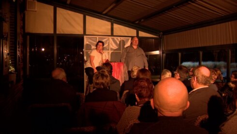 2016-12-09 00:00:00 - Bart Claeys op de planken op café