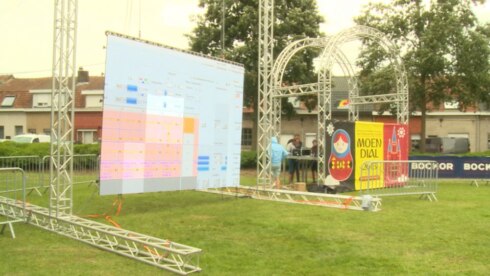 2018-06-17 00:00:00 - Moen maakt zich op voor WK-gekte