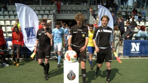 2023-05-14 00:00:00 - Skyline Arena in Izegem loopt vol voor West-Vlaamse finales Jeugdcup