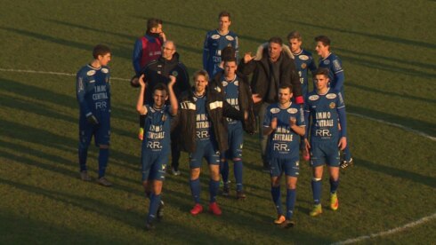 2017-01-22 00:00:00 - Knokke wint en pakt 40 op 42