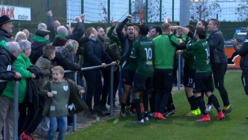 2016-11-27 00:00:00 - Torhout veegt de vloer aan met Westhoek