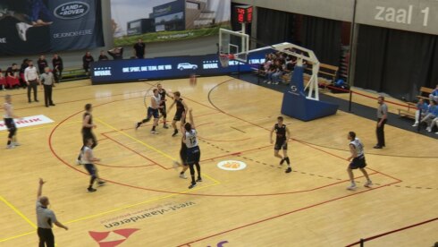2022-03-06 00:00:00 - Kortrijk Spurs boeken 6de zege op rij tegen Ieper