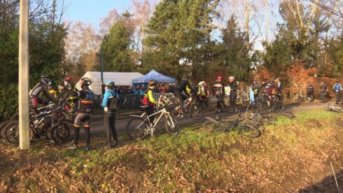 2018-12-09 00:00:00 - Ploeteren door de bossen van Hertsberge