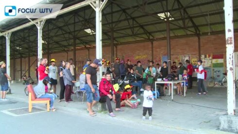 2018-06-29 00:00:00 - Asielcentrum Poelkapelle supporterde mee voor Rode Duivels