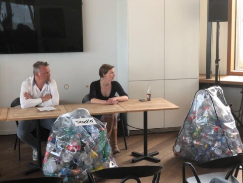 2019-05-23 00:00:00 - 'StubHub' in Bredene: doorzichtige zitzak met gerecycleerde producten
