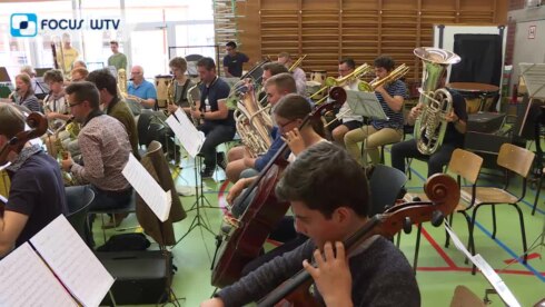 2019-07-14 00:00:00 - Harmonieorkest Vooruit houdt laatste repetitie voor groot optreden in Spanje