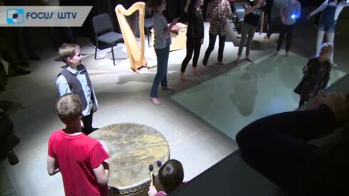 2018-02-25 00:00:00 - Slechthorende kinderen maken muziek