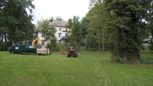 2016-09-26 00:00:00 - Aanleg kasteelpark Les Acacias gestart