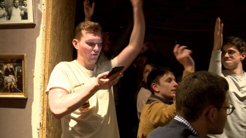 2020-03-14 00:00:00 - Corona: cafégangers telden af naar verplichte sluiting