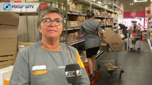 2020-07-11 00:00:00 - Medewerkster Colruyt Waregem ontvangt Vlaams ereteken