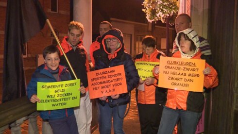 2016-10-21 00:00:00 - Atletiekvereniging voelt zich in de kou gezet