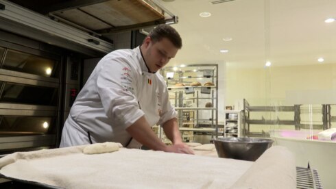 2023-03-13 00:00:00 - Guillaume David vierde op prestigieuze bakkerswedstrijd in Japan