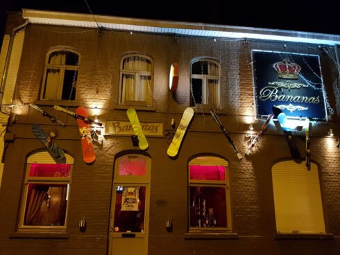 2018-03-08 00:00:00 - Cafébaas die klanten begluurde in Waregem aangehouden