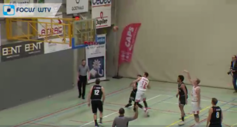 2018-11-25 00:00:00 - Waregem wint basketderby tegen Ieper