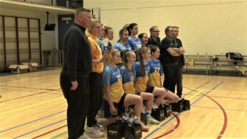 2022-12-28 00:00:00 - Oekraïens meisjesteam op baskettornooi in Kortrijk