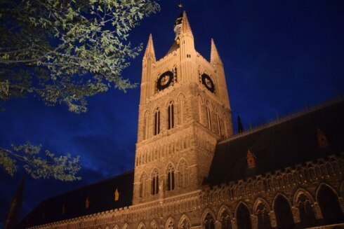 2023-04-08 00:00:00 - LED-verlichting voor Ieperse belforttoren