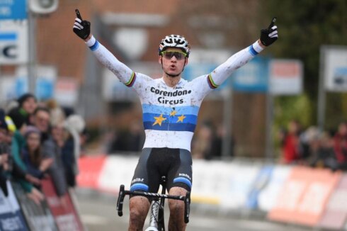2019-01-14 00:00:00 - Nummer 25 voor van der Poel in Otegem