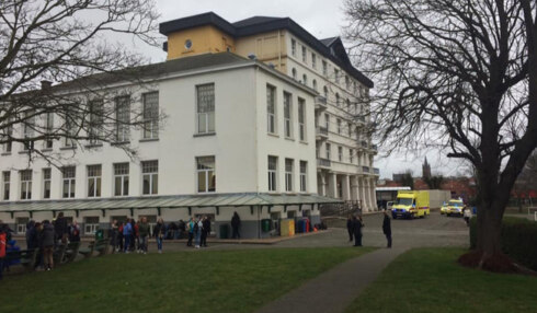 2019-02-11 00:00:00 - Verbrande kleutertjes aan de beterhand, refter aangepast