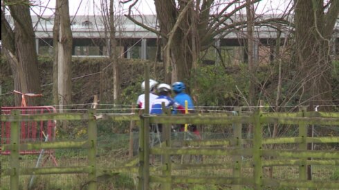 2019-12-28 00:00:00 - Buren halen slag thuis: geen boomkap in Gullegem